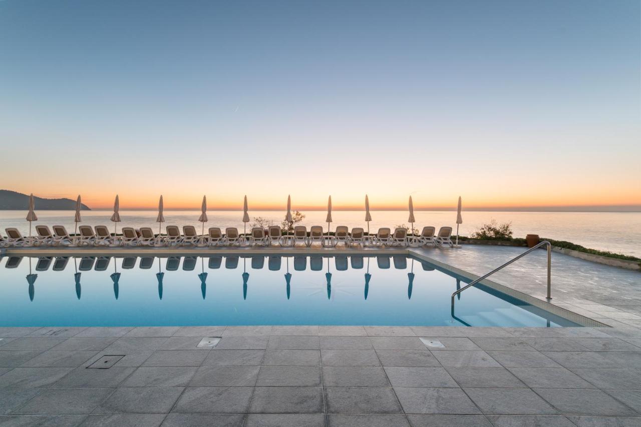 קאלה בונה Hotel Atolon & Kaafu Beach Club מראה חיצוני תמונה